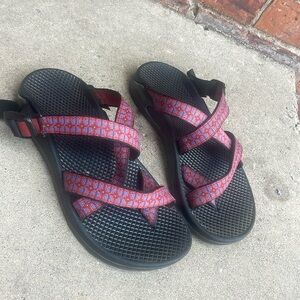 Chaco weatherproof Sandals! 6